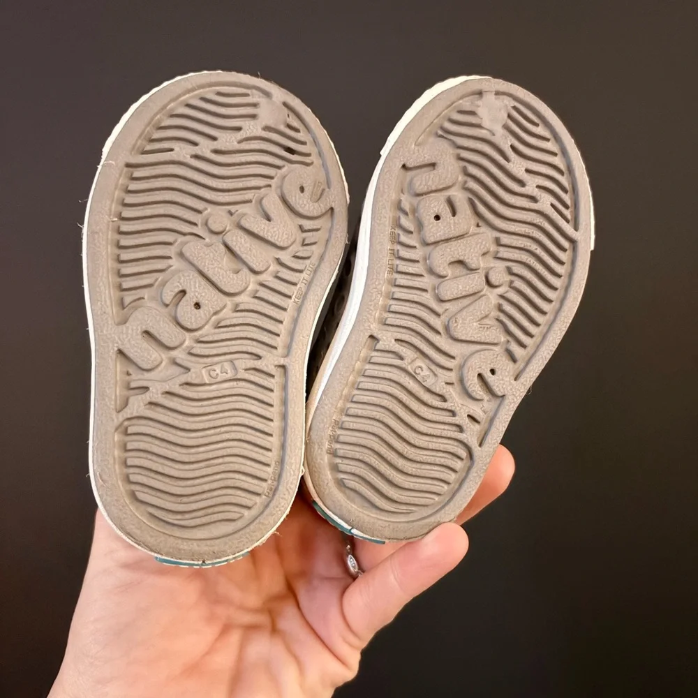 Native Kids' Jefferson Water Friendly Slip-On Sneaker in Pigeon Gray